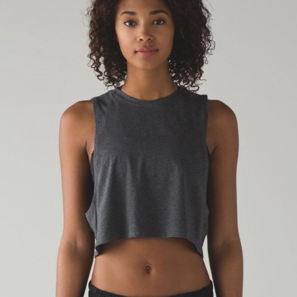 Lululemon Muscle Love Crop top-grey
